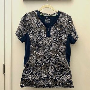 Healing Hands Scrub top navy blue & brown colors size Medium
